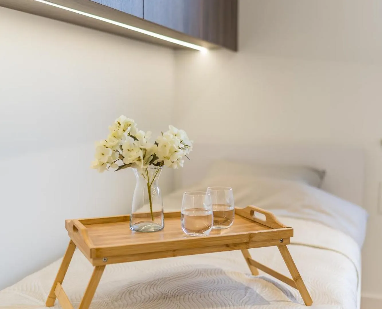 Apartment Krakow Prestige Suites - 61M2, Parking, Balcony, Workspace, Ac - By Rentujemy